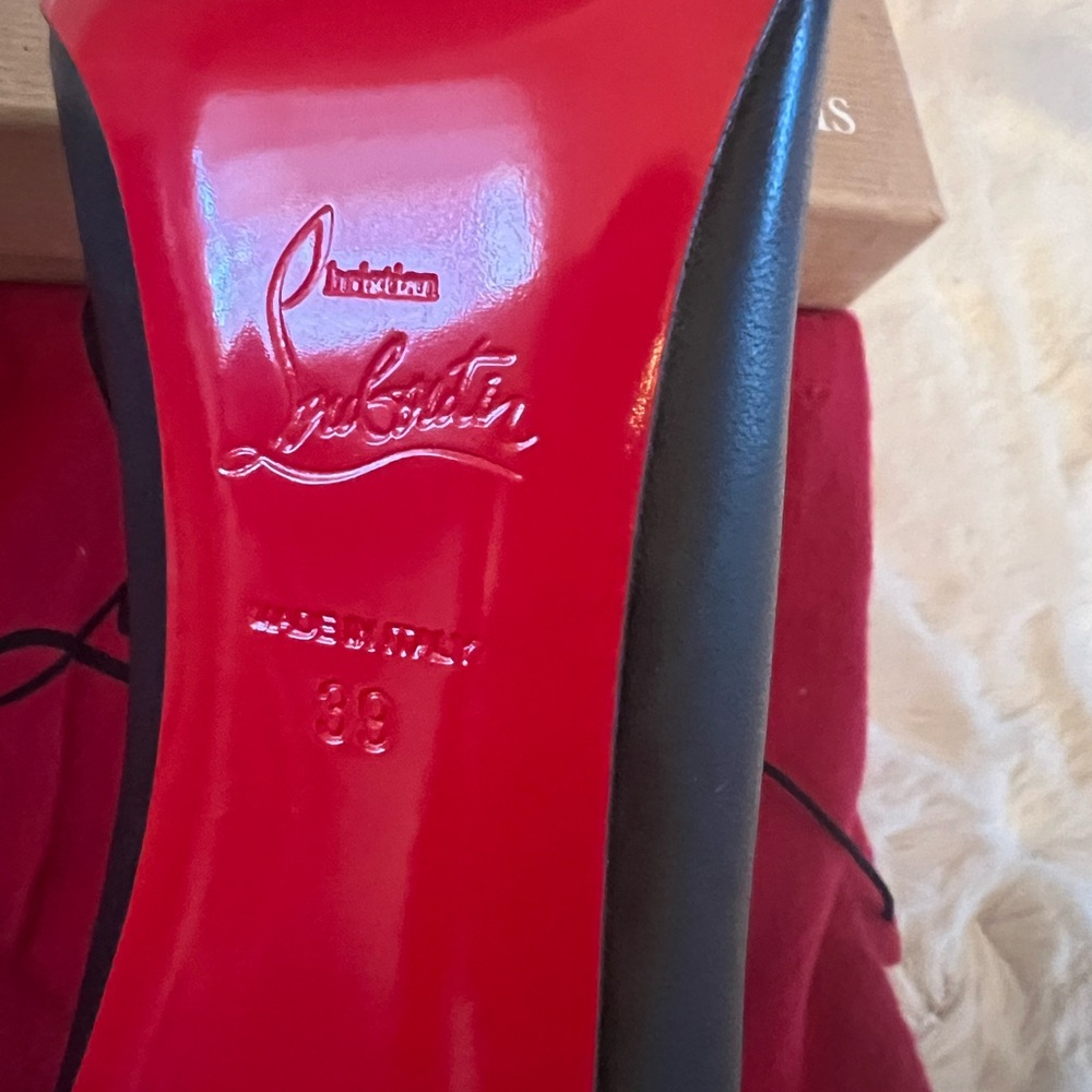 New Christian Louboutin Pigalle Nappa Leather Black Pumps 100mm Size EU 39 - Picture 8 of 8